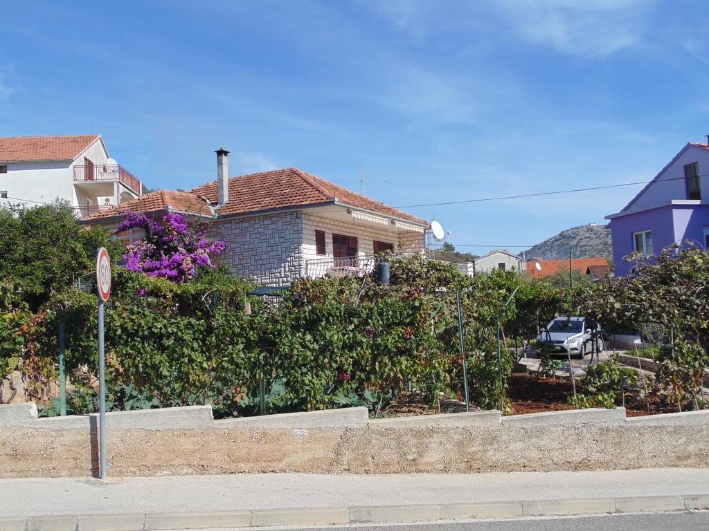 Apartment "Turista" Marina Exterior photo